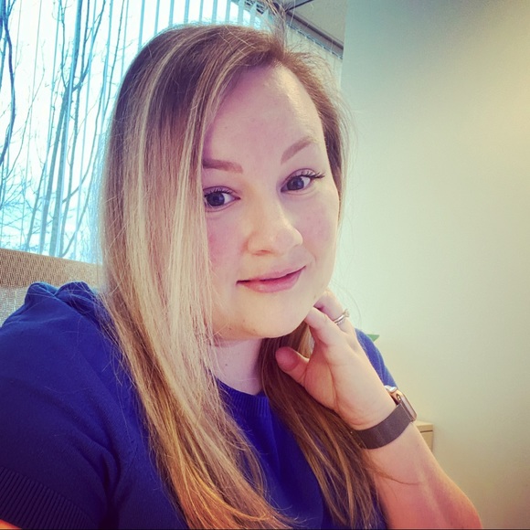 Meet your Posher, Amy - Picture 1 of 1